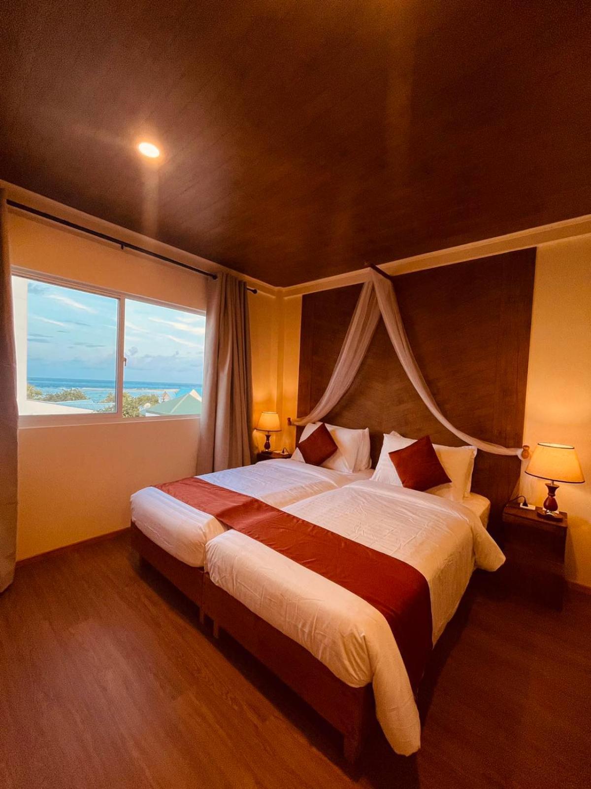 Sandy Heaven Maldives 3*
